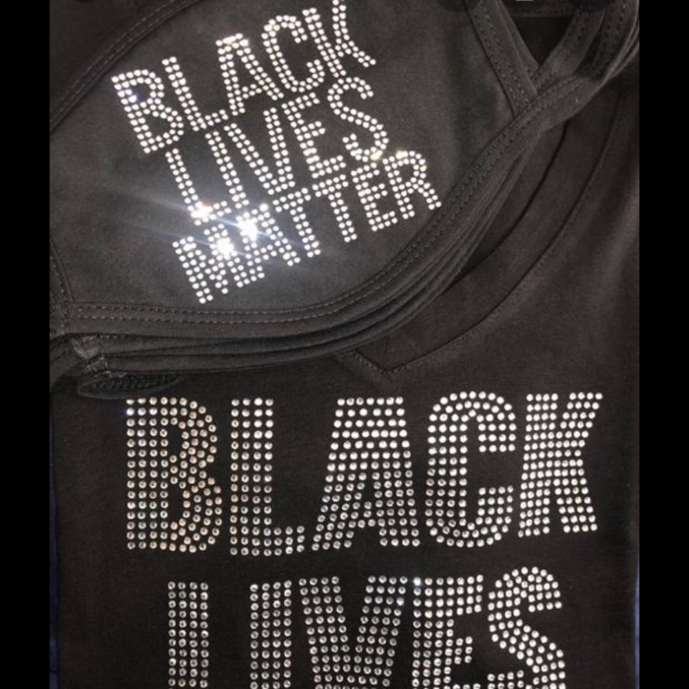 Buy one get one BLM ✊🏾 tees/mask set - Picture 1 of 4